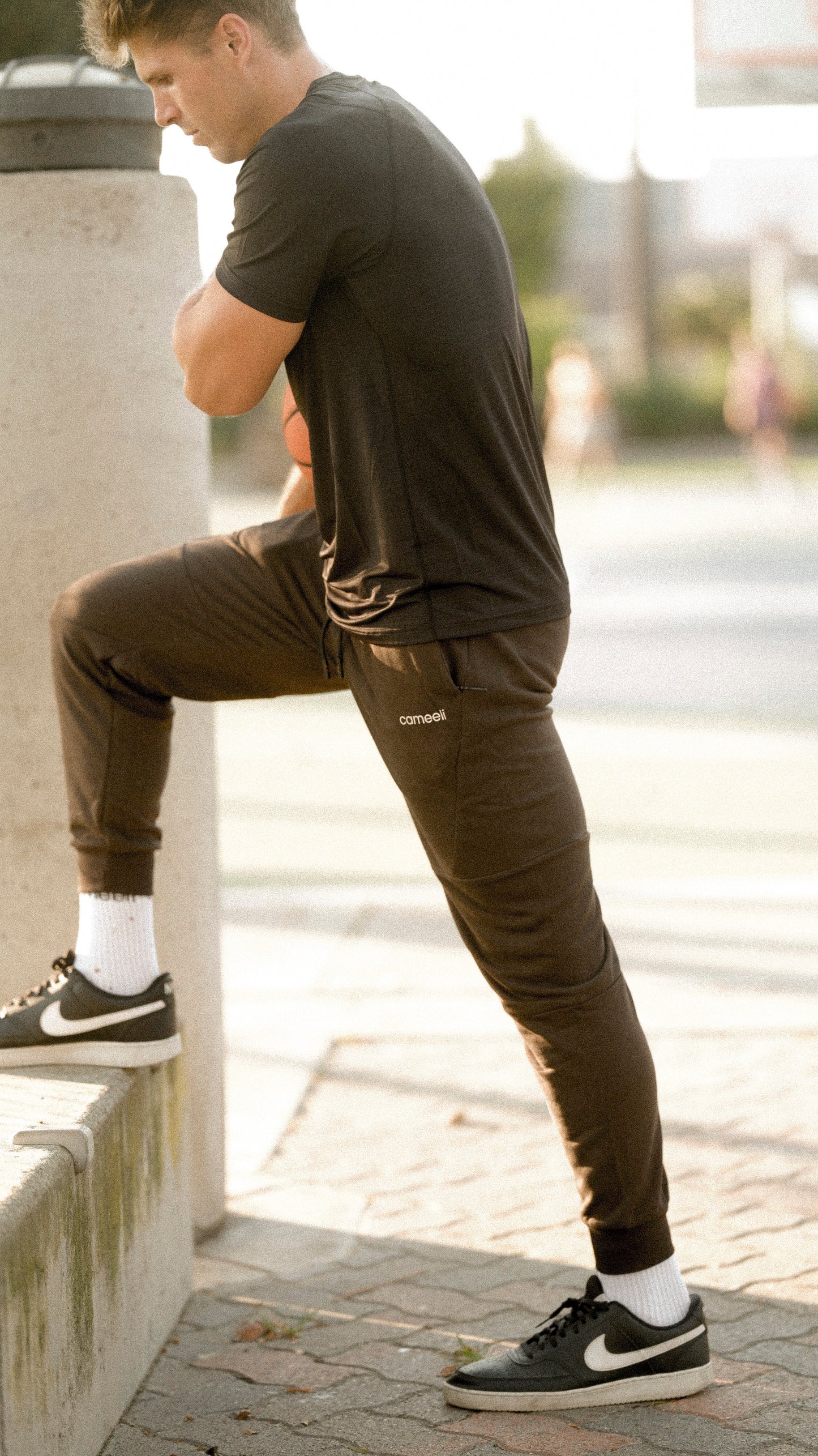 Army Green J1 Joggers - Men